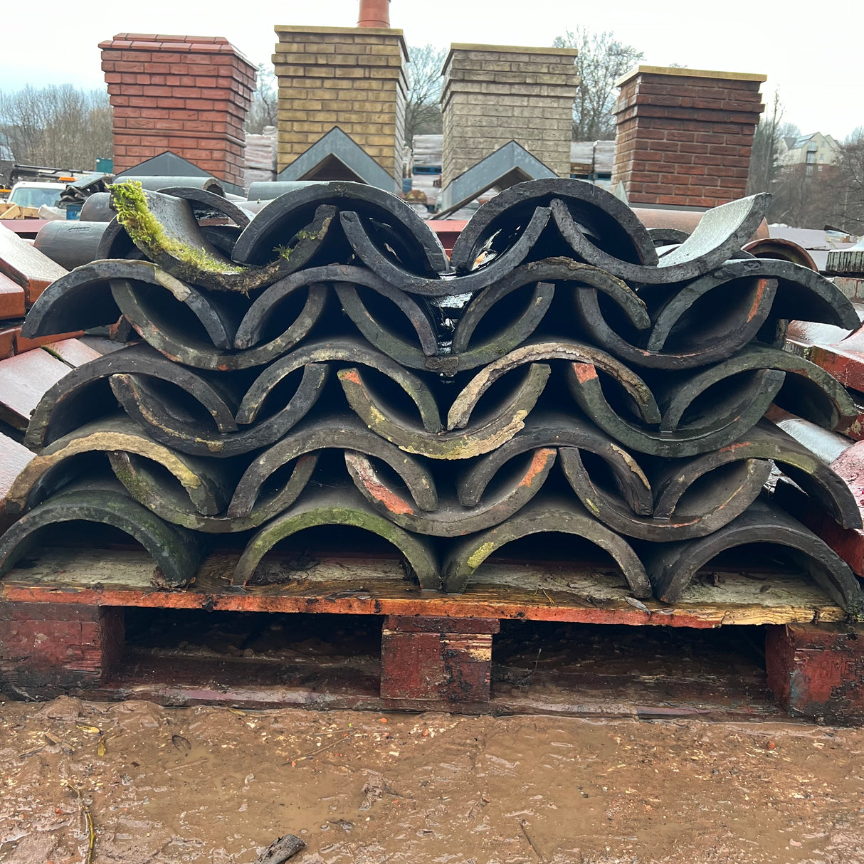 Reclaimed Staffordshire Blue Round Ridge Tile - Job Lot of 90 - Reclaimed Brick Company