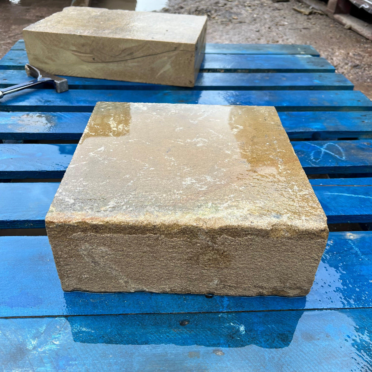 Reclaimed Stone Quoins - 300mm x 300mm - Reclaimed Brick Company