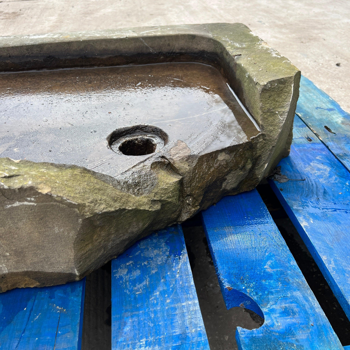 Reclaimed Stone Sink - Corner Broken