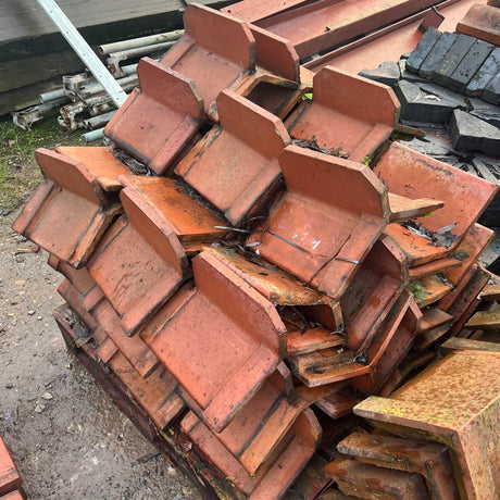 Reclaimed Triangle Ridge Tile - Job Lot of 45 - Reclaimed Brick Company