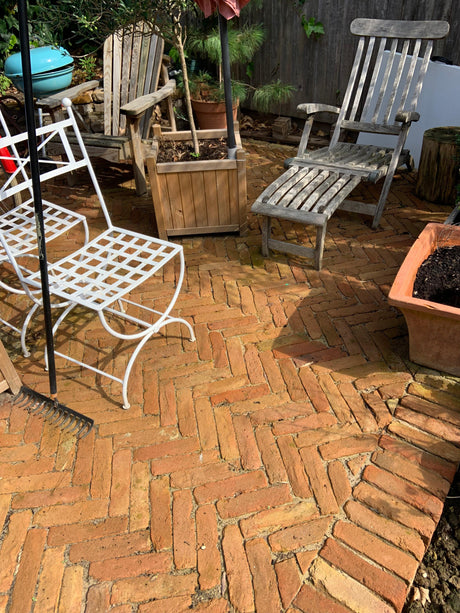 Patio Design - Reclaimed Victorian Handmade Paving Bricks | Pack of 450 Bricks - Reclaimed Brick Company