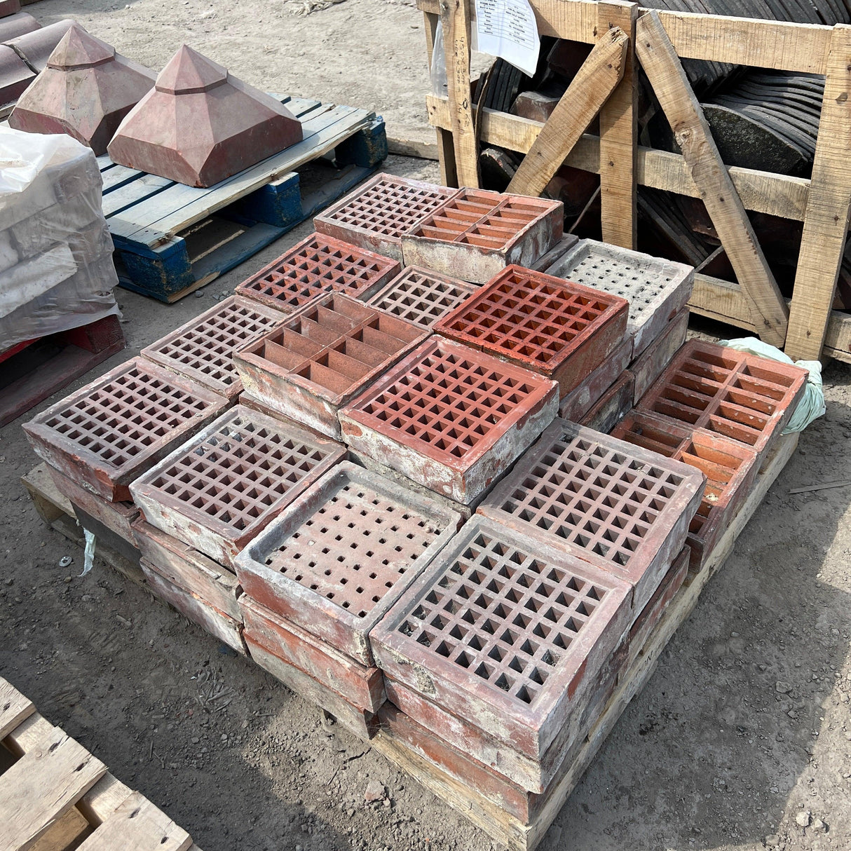 Reclaimed Victorian Imperial Red Double Air Brick Vent - 36 Hole - Reclaimed Brick Company
