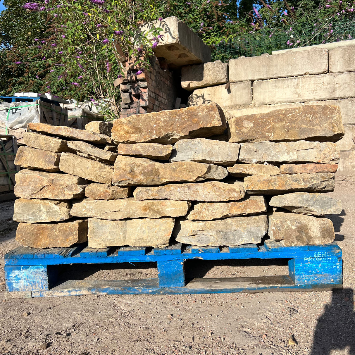 Reclaimed Walling Stone on Pallets - Reclaimed Brick Company