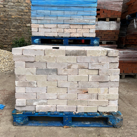 Reclaimed White Imperial Bricks | Pack of 250 Bricks | Free Delivery - Reclaimed Brick Company