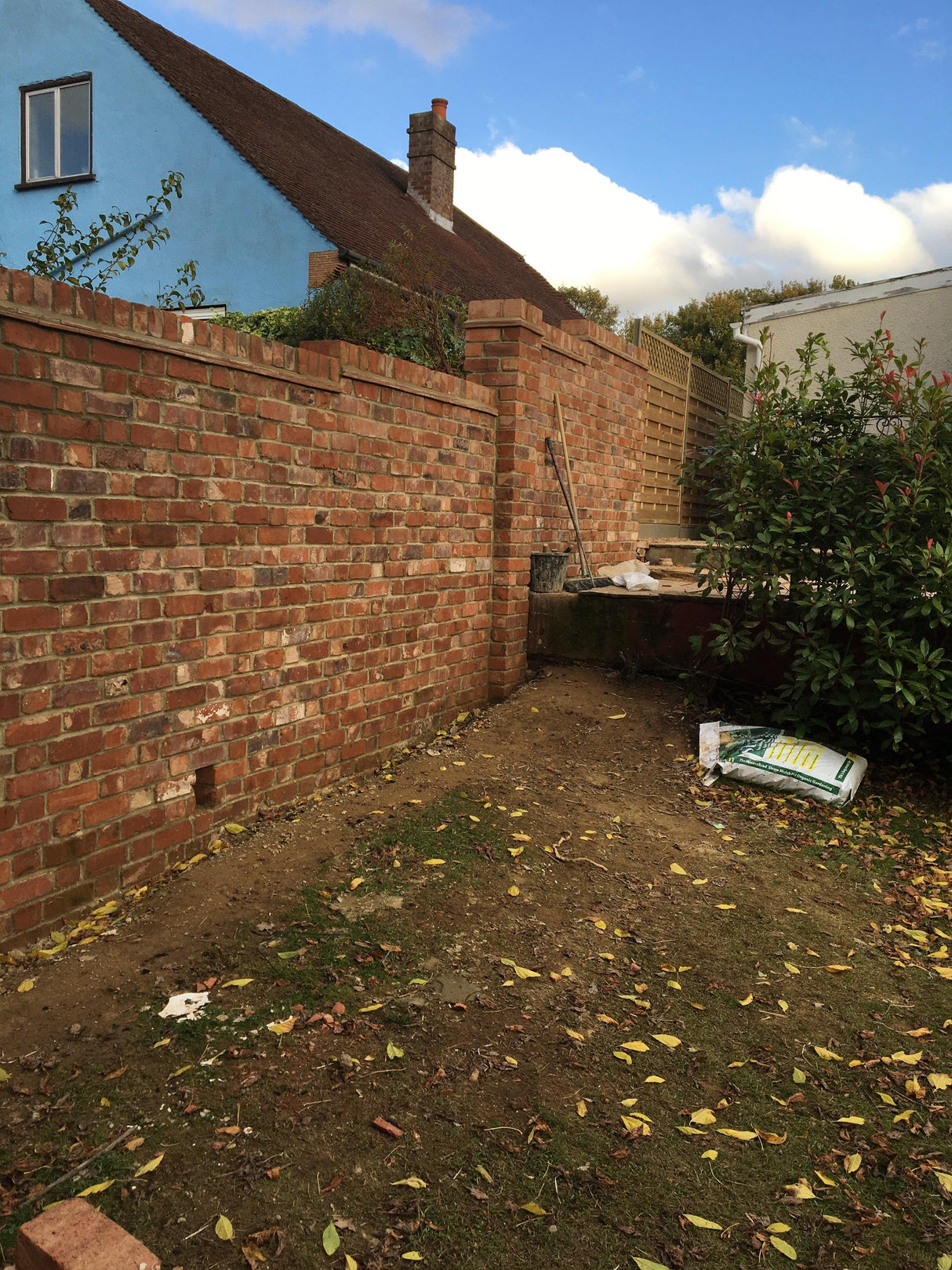 Reclaimed Wire Brick Garden Wall, Rugeley, Staffordshire - Reclaimed Brick Company